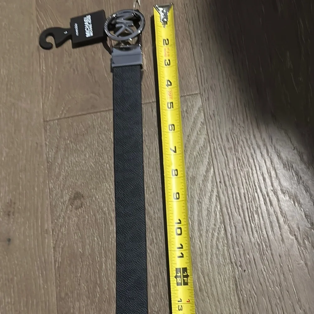 NWT MICHAEL Michael Kors Black Brown Reversible Belt with Silver Buckle